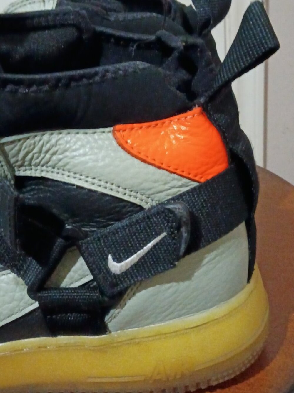 Size 11 - Nike Air Force 1 Utility Mid Spruce Fog / Rare High top Air Force Ones - Picture 11 of 15